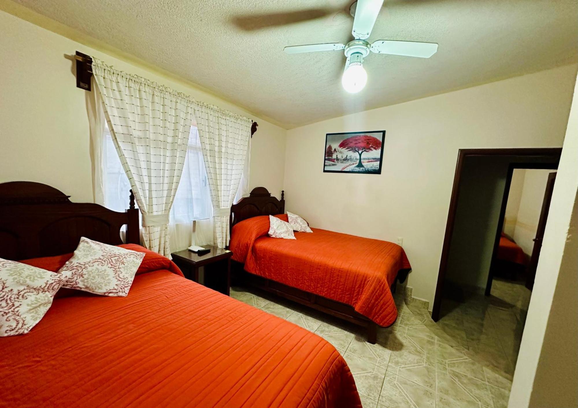 Hotel Monarca Tlalpujahua de Rayón المظهر الخارجي الصورة